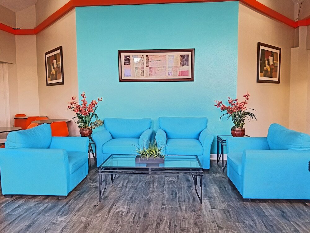 Фото Howard Johnson by Wyndham Houston