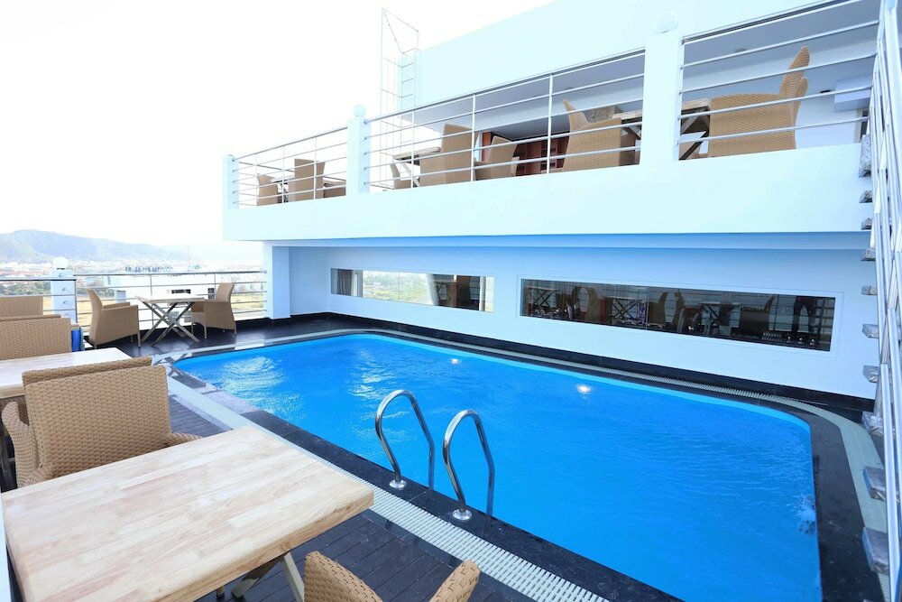 Фото Majestic Star Hotel