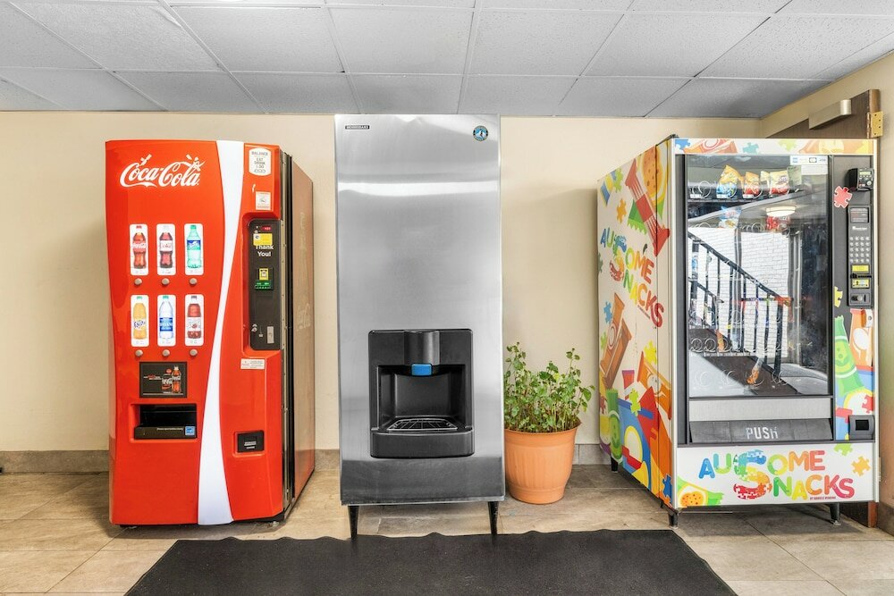 Фото Red Roof Inn Niagara Falls