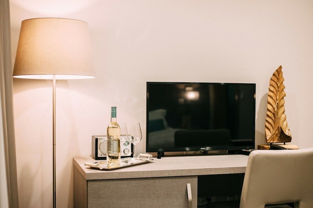 Фото Sundial Butique Hotel