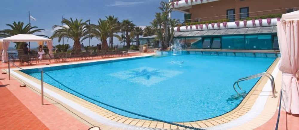 Фото Hotel Gli Dei