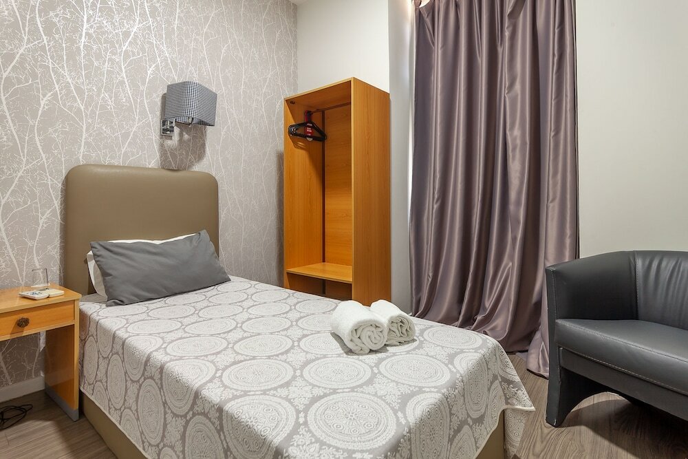 Фото Guest House Porto Clerigus