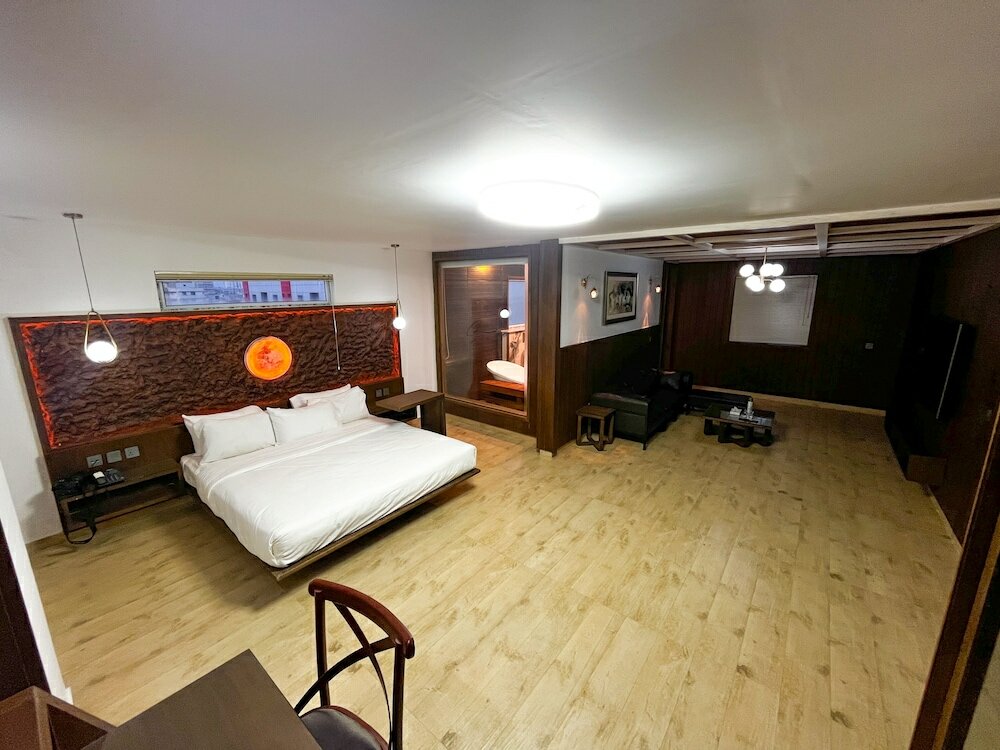 Фото Отель Crown Inn