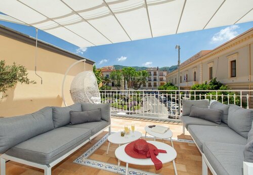 Внешний вид отеля La Piazzetta Guest House в Сорренто, фото 2