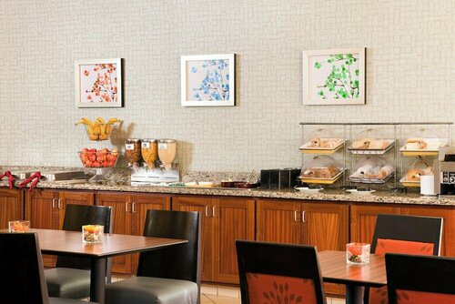 Внешний вид отеля Residence Inn by Marriott Costa Mesa Newport Beach в Коста-Месе, фото 5