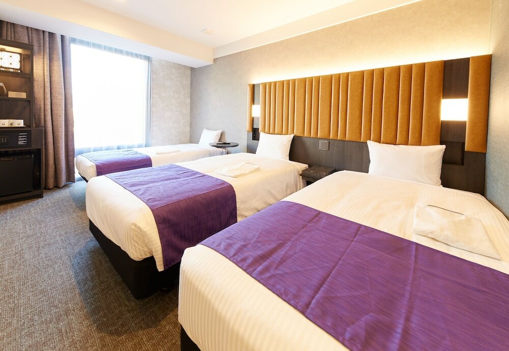 Фото Hotel MONday Kyoto Marutamachi