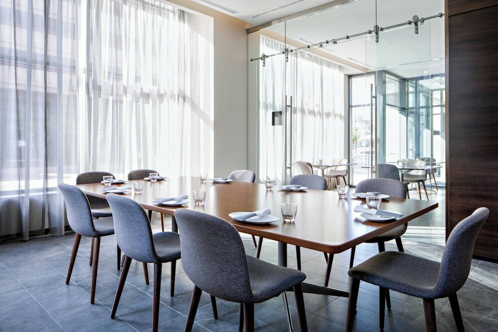 Фото Ac Hotel by Marriott Grand Rapids Downtown