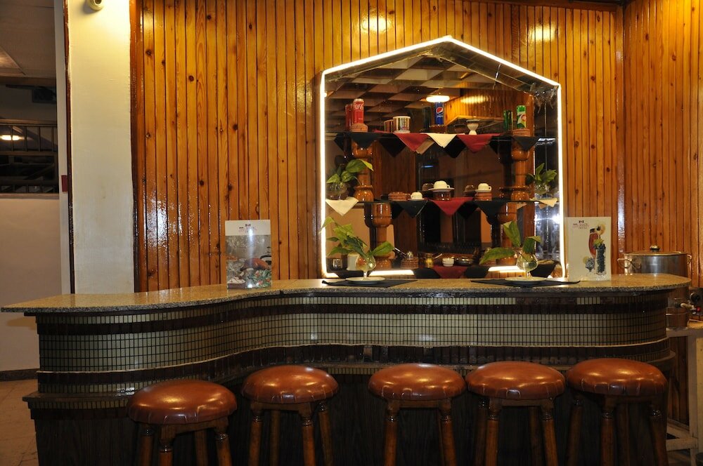 Фото Shady Hotel