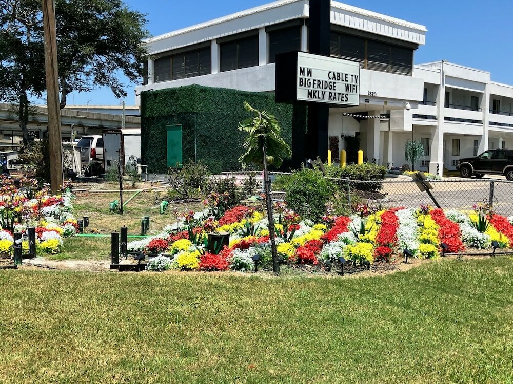 Фото Contempra Inn