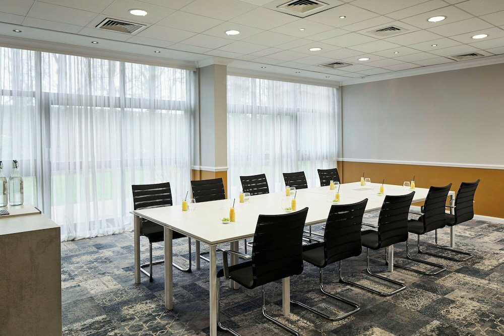 Фото Portsmouth Marriott Hotel