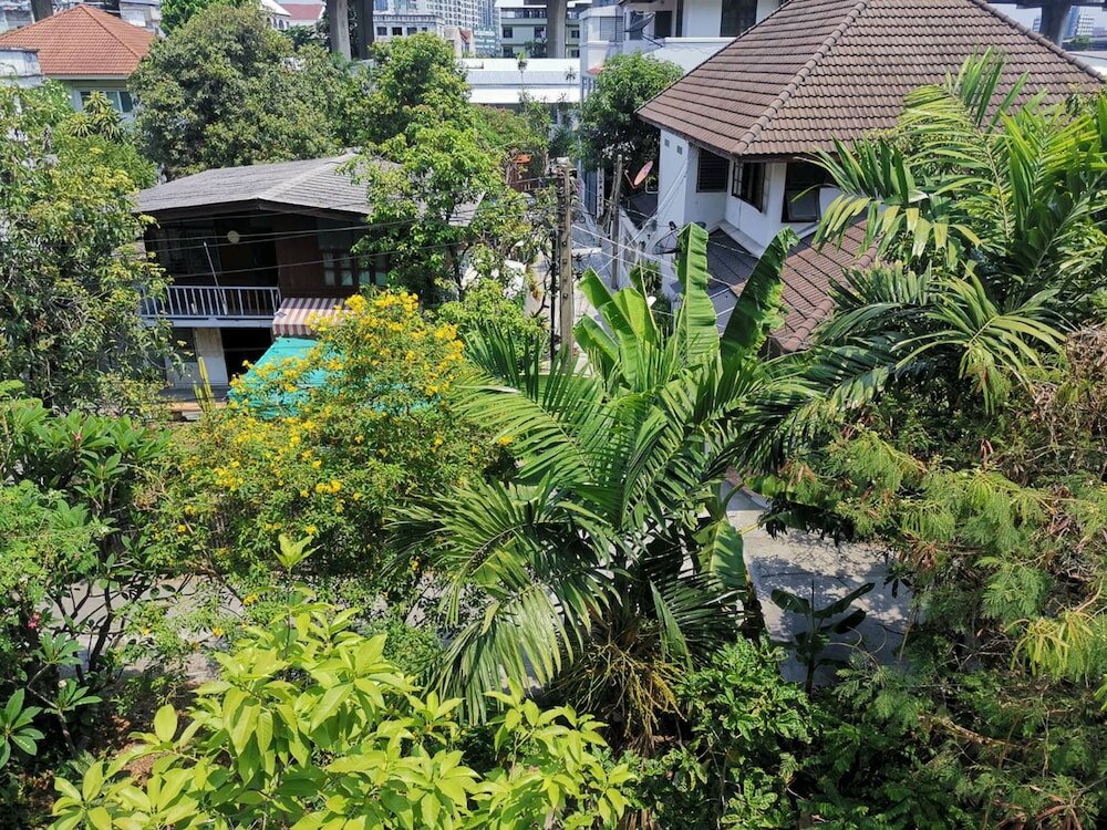 Фото Hide Bangkok Hostel