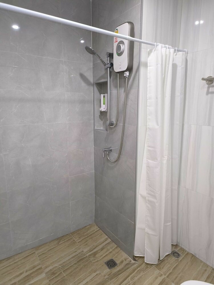 Фото Aonang Goodwill Hotel