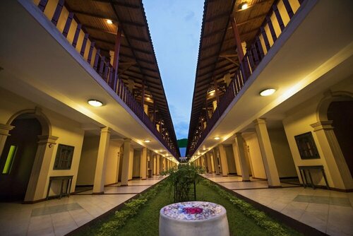 Внешний вид отеля Mandara Rosen в Катарагаме, фото 2