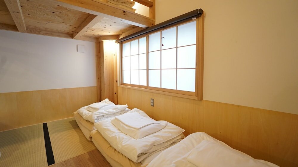 Фото Poly Hostel 2 Namba