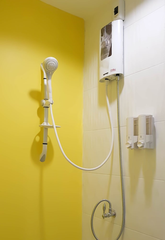 Фото Hua Hin Night Market Hostel