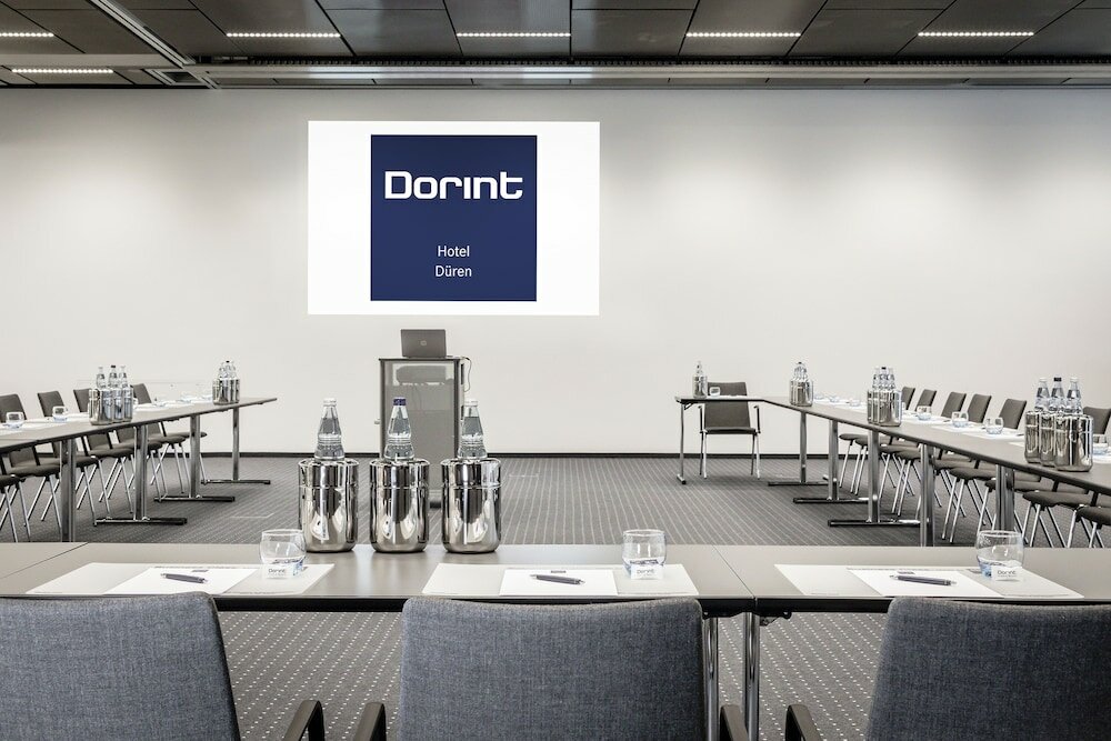 Фото Dorint Hotel Düren