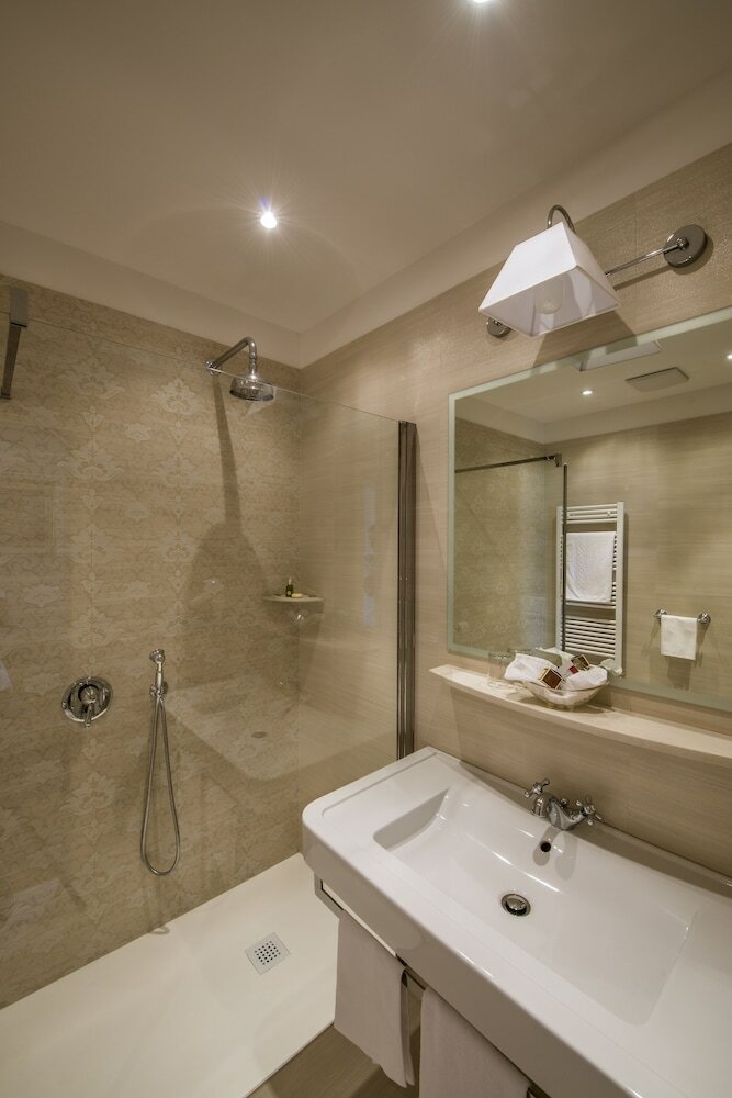 Фото Hotel Elephant