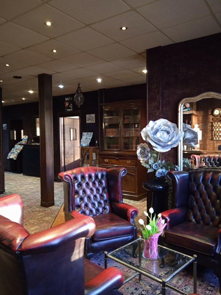 Фото Metropol Hotel