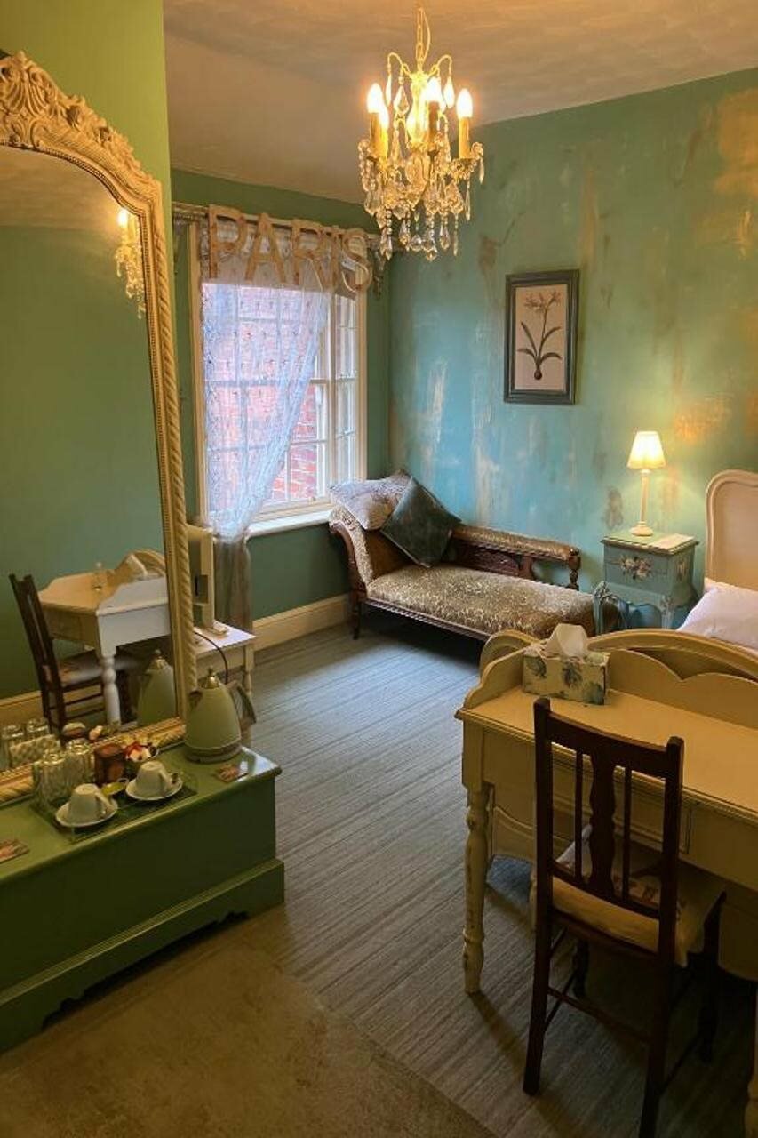 Фото Cornerstones Guest House