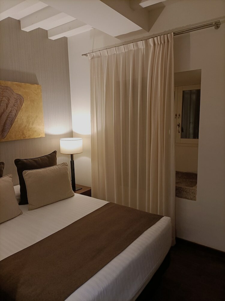 Фото Hotel Carrís Casa de la Troya