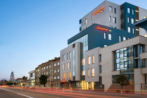 Внешний вид отеля Hampton by Hilton Cluj-Napoca в Клуж-Напоке, фото 3