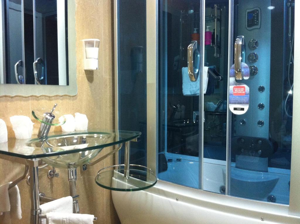 Фото Nap Hotel Oviedo