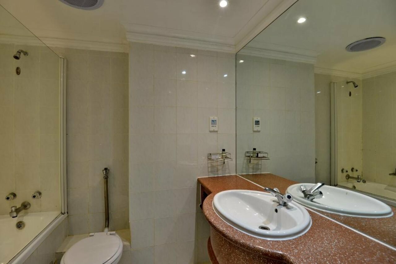 Фото Capetonian Hotel