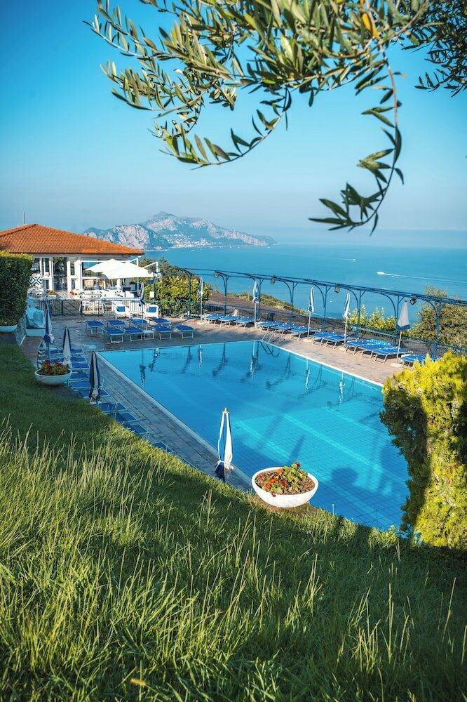 Apartments Hotel & Serviced Residence Gocce di Capri Sorrento Coast, Campania, photo