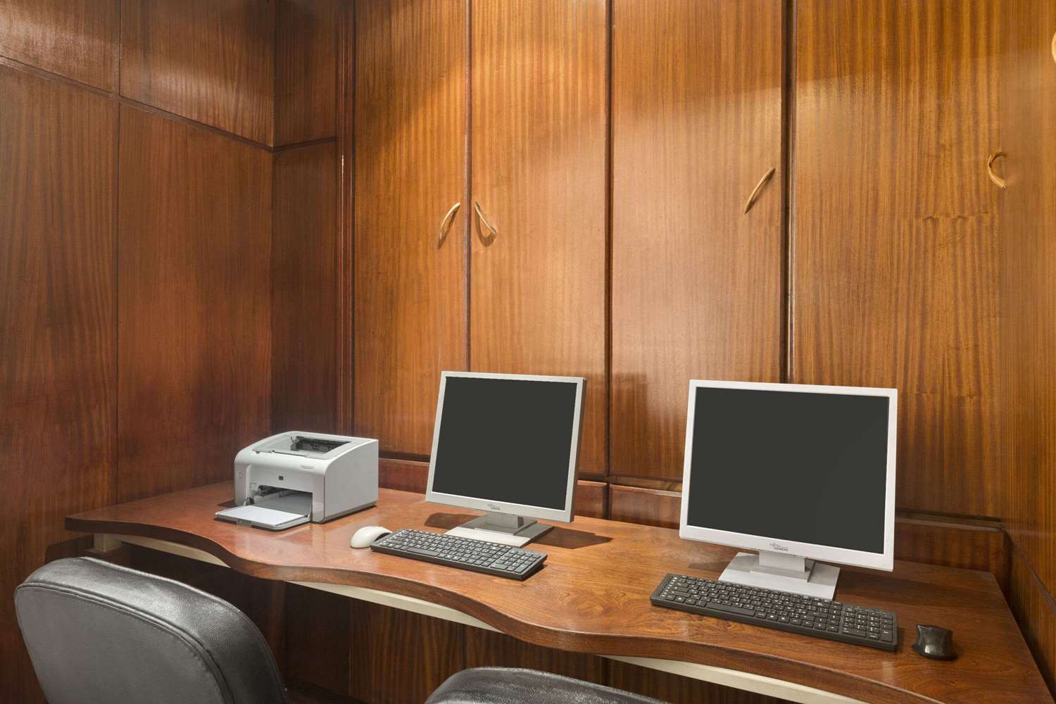 Фото Ramada by Wyndham Fes