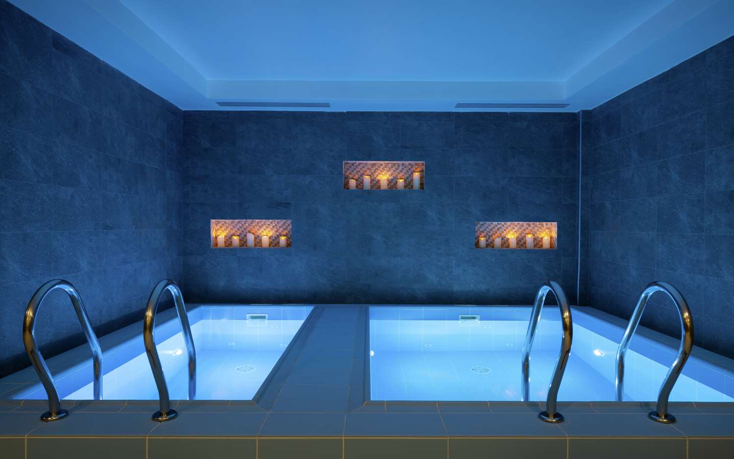 Фото DoubleTree by Hilton Almaty