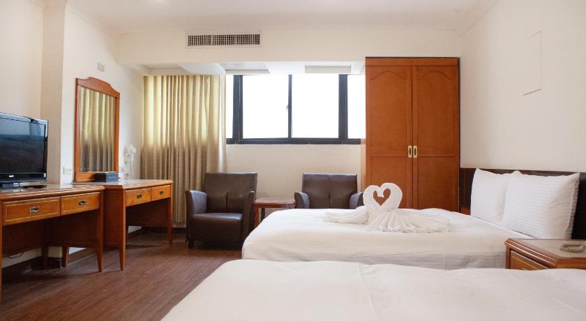 Фото Regal International Hotel