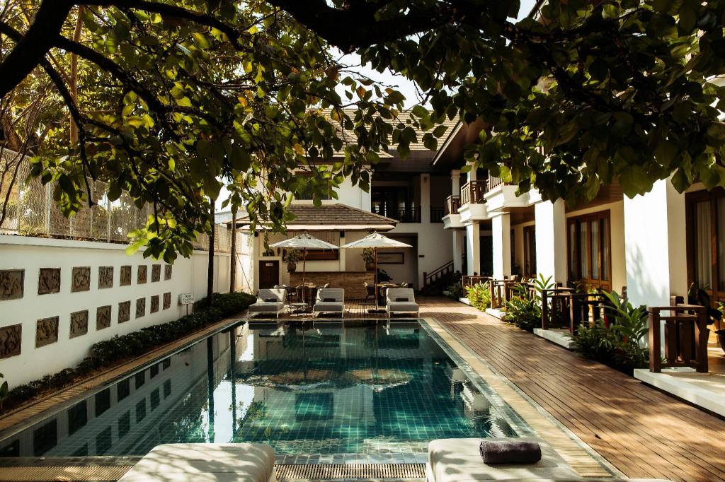 Фото Athena Hotel