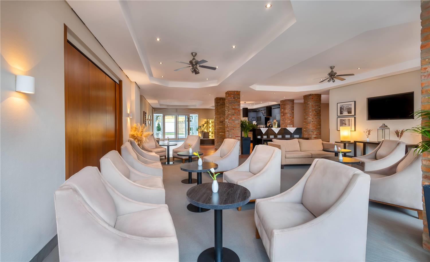 Фото Wyndham Garden Potsdam