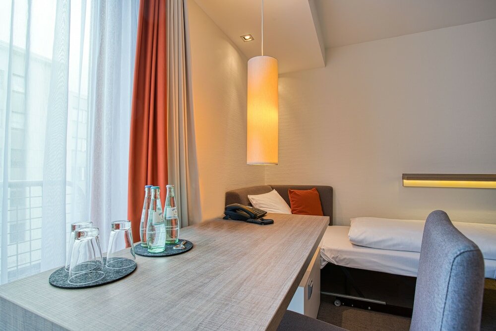 Фото Kommerzhotel Köln