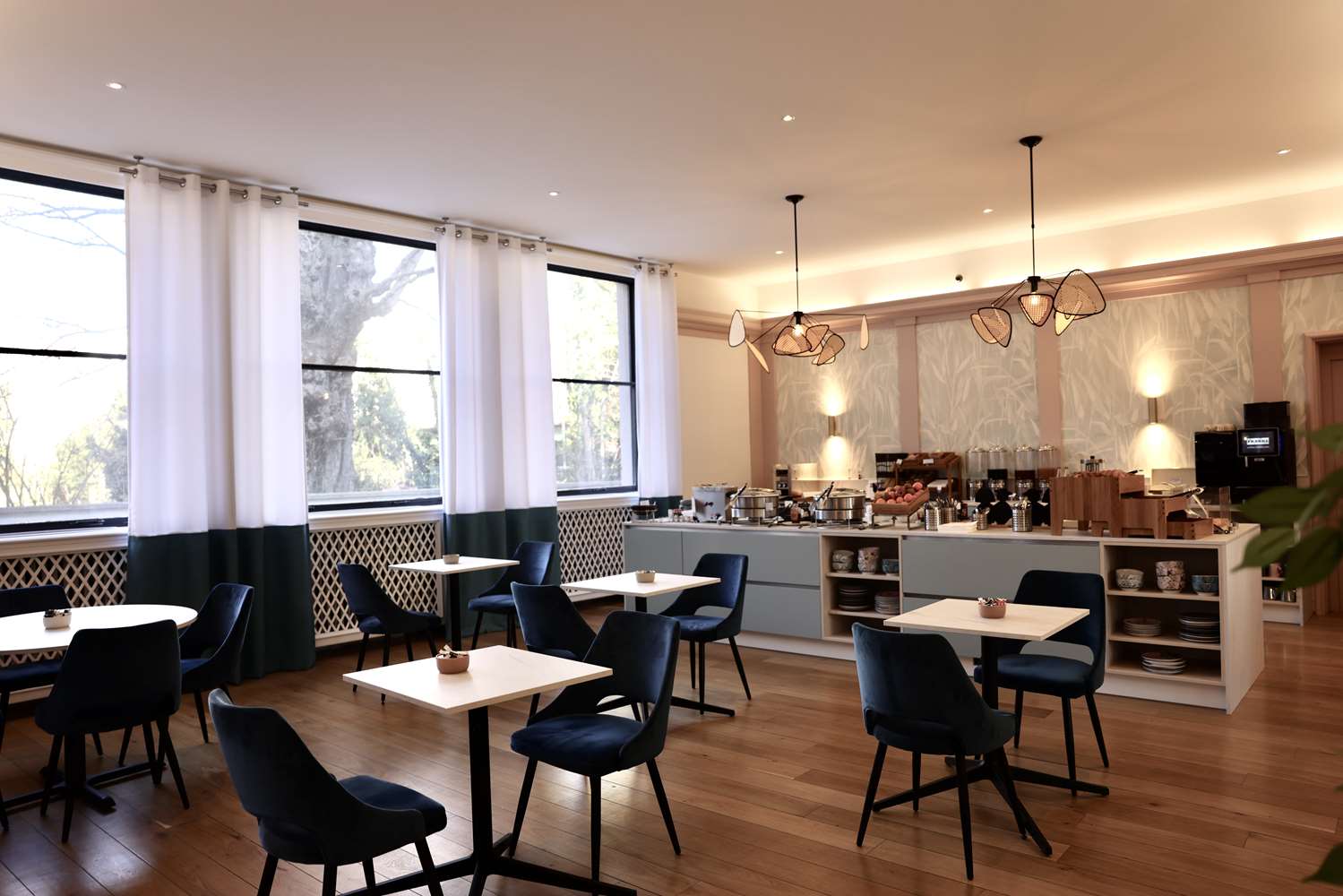 Фото Hotel de la Bourse, Sure Hotel Collection by Best Western