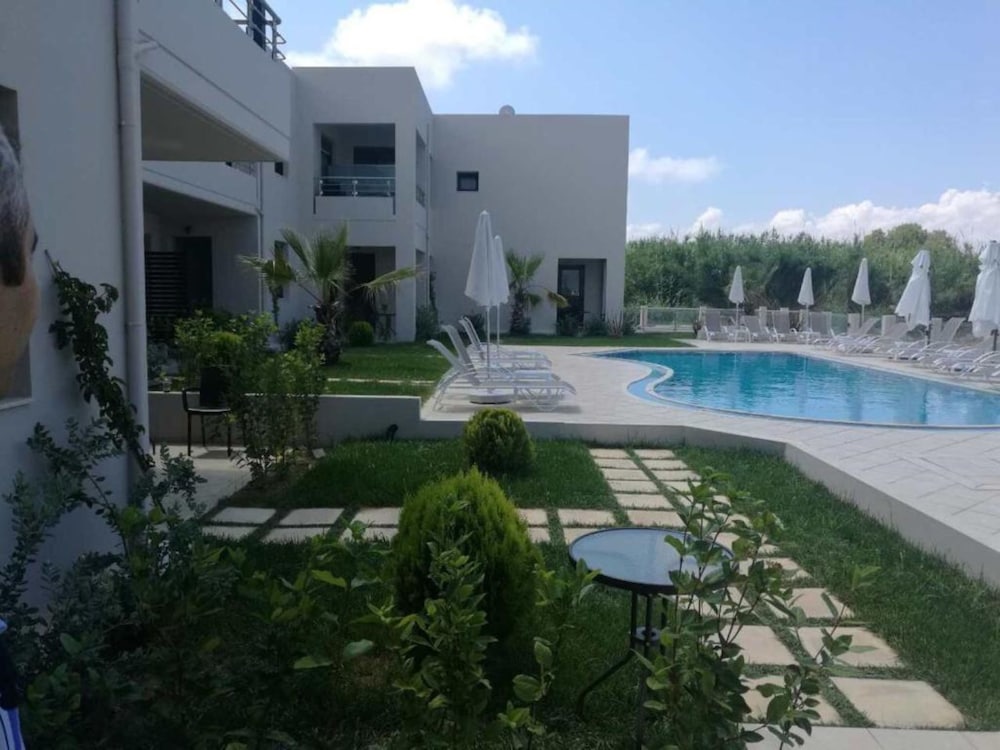 Фото Carisa Maleme