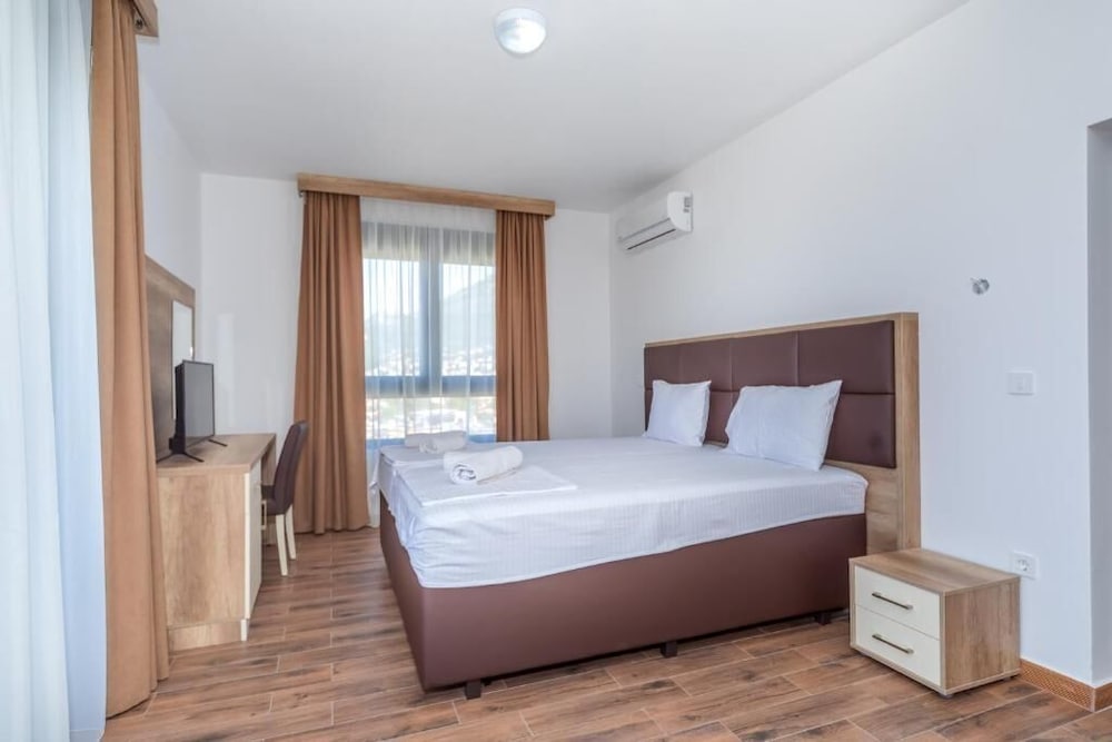 Фото Hotel Pharos