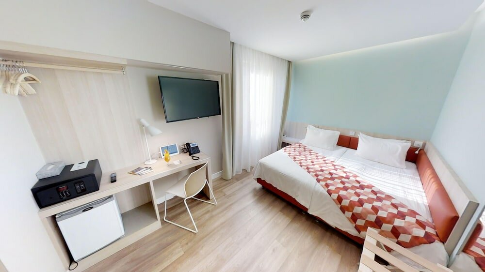 Фото Casual Kubic Athens Hotel