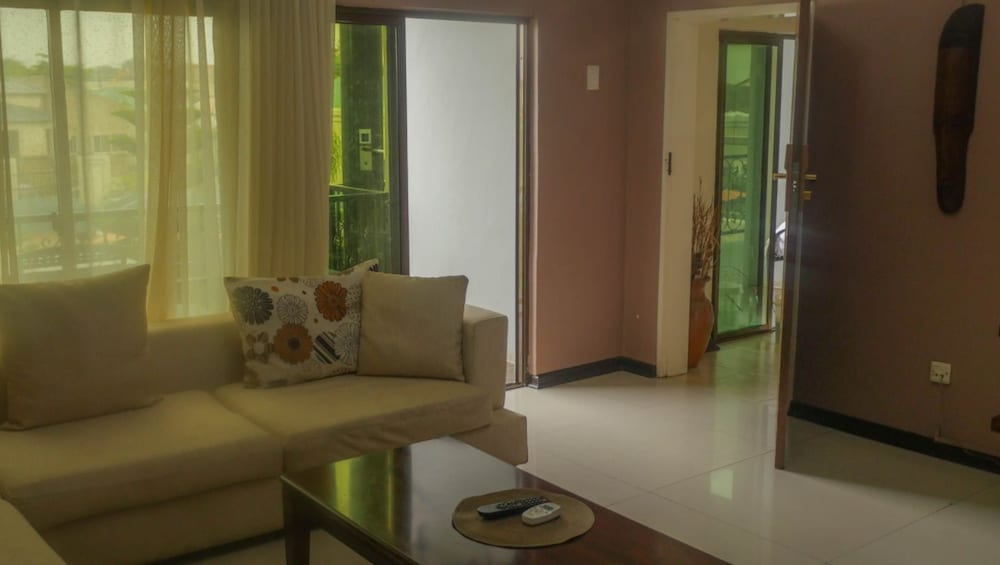 Фото Nomad's Court Lodge