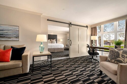 Гостиница Ramada by Wyndham Cornwall в Корнуолле