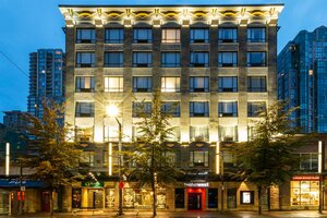 Гостиница Quality Inn & Suites