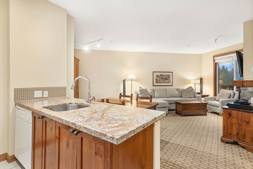 Фото Lost Lake Lodge