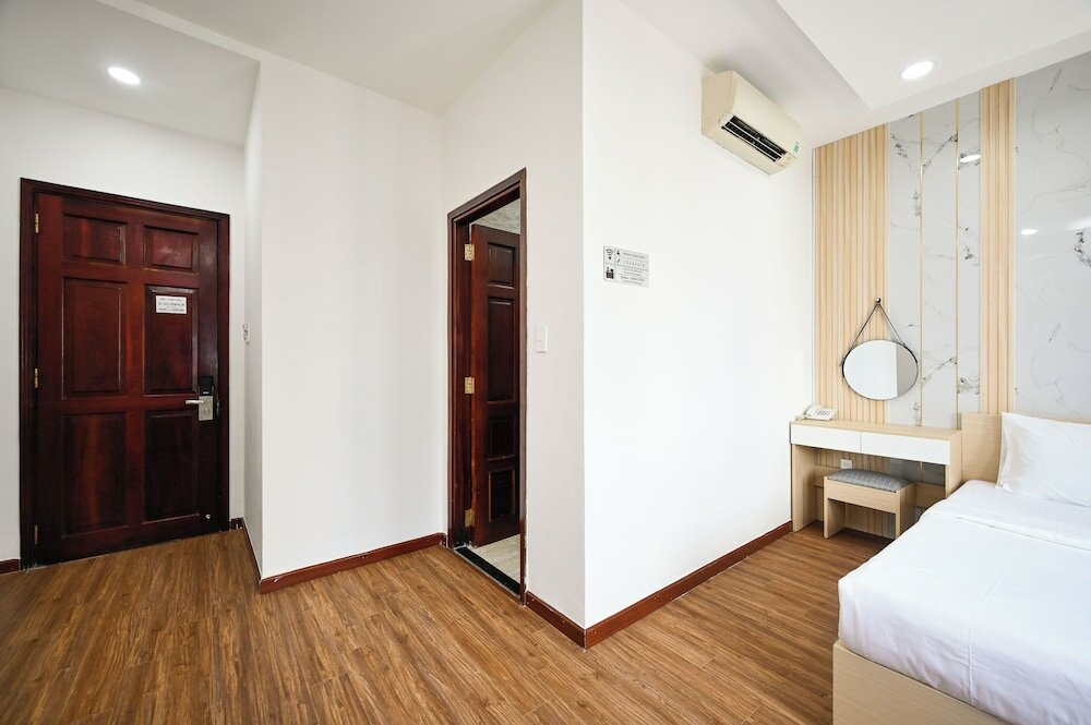 Фото Sunrise Airport Hotel