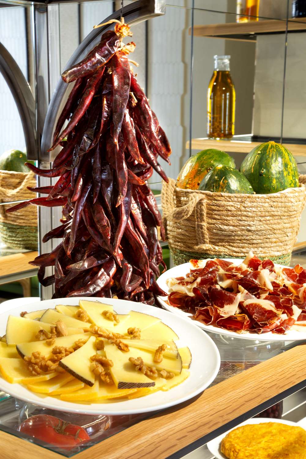 Фото Atocha Hotel Madrid, Tapestry Collection by Hilton