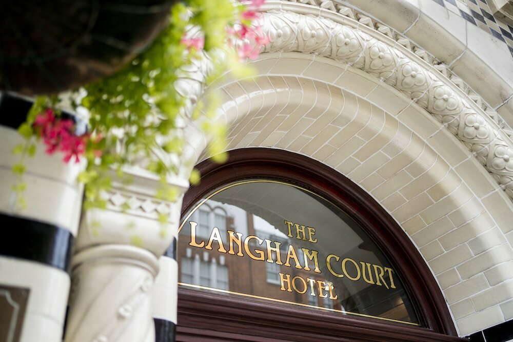 Фото Langham Court Hotel