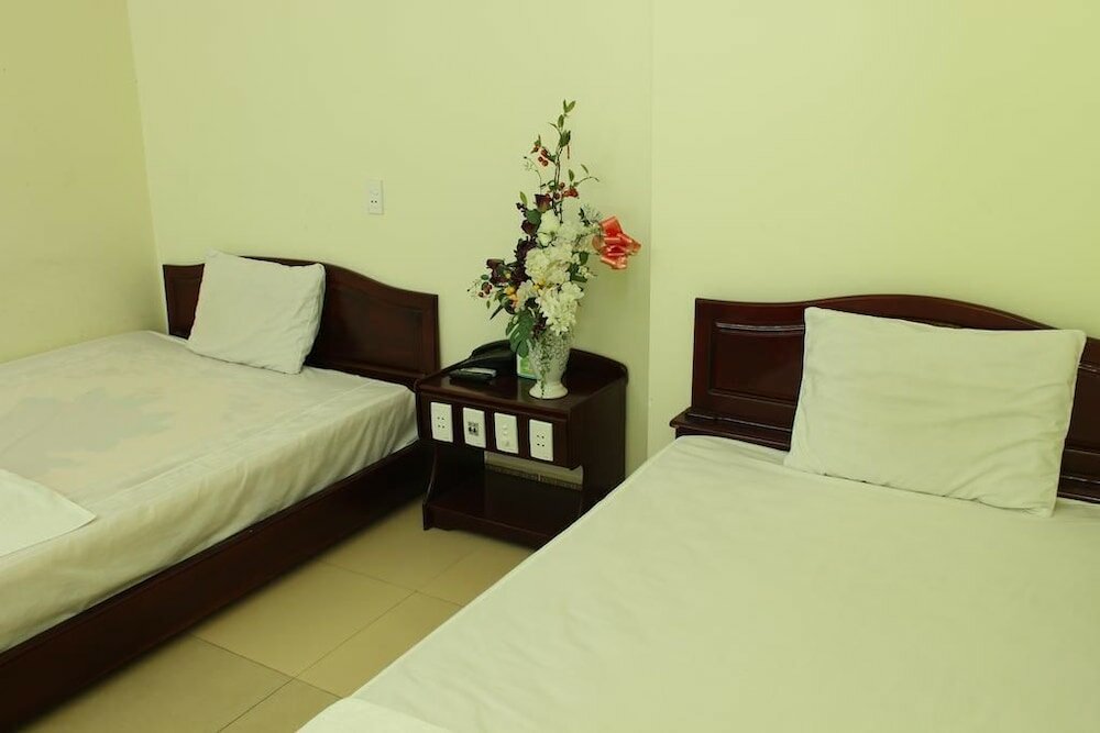 Фото Duong Dan Hotel