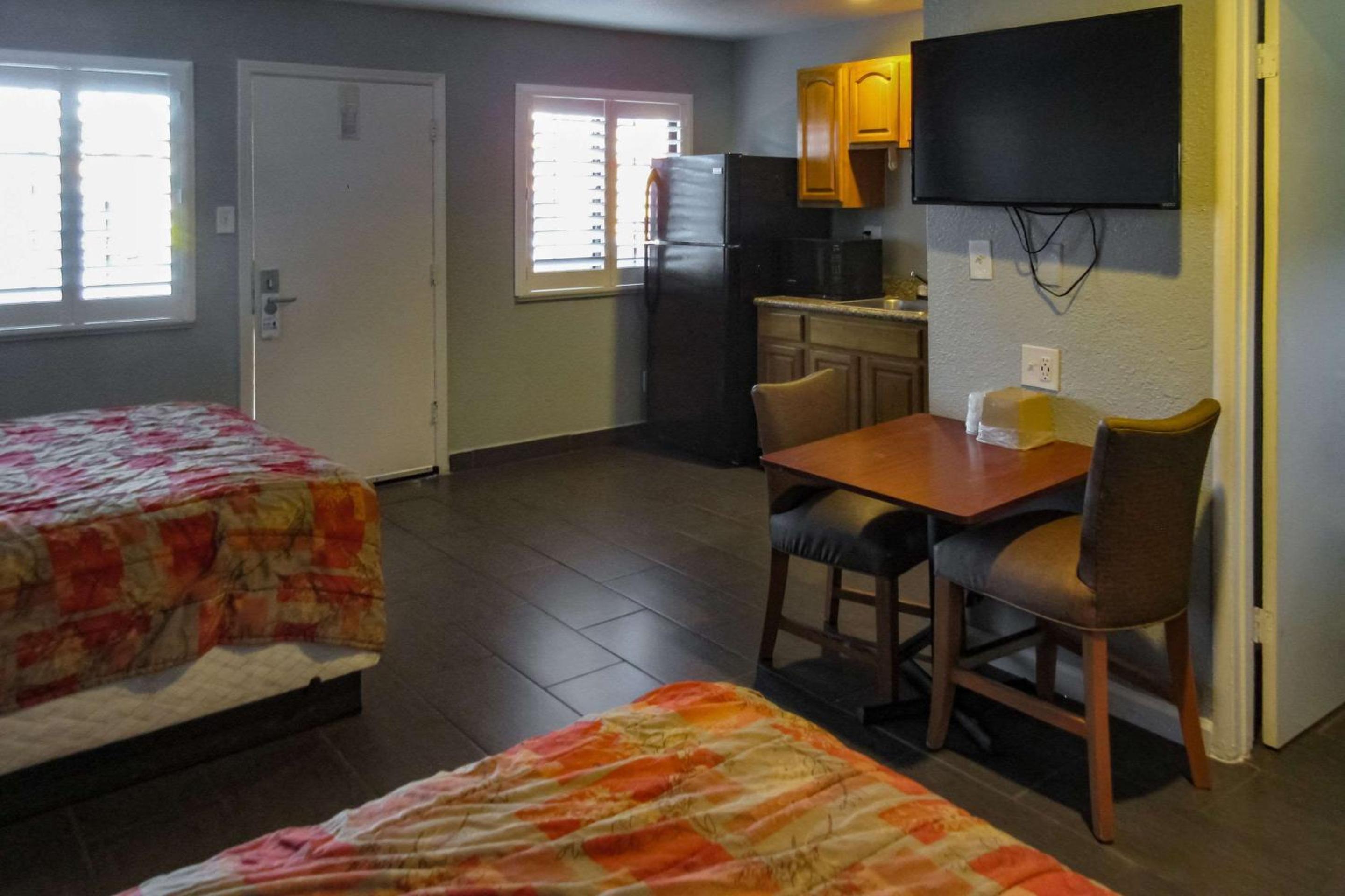 Фото Rodeway Inn