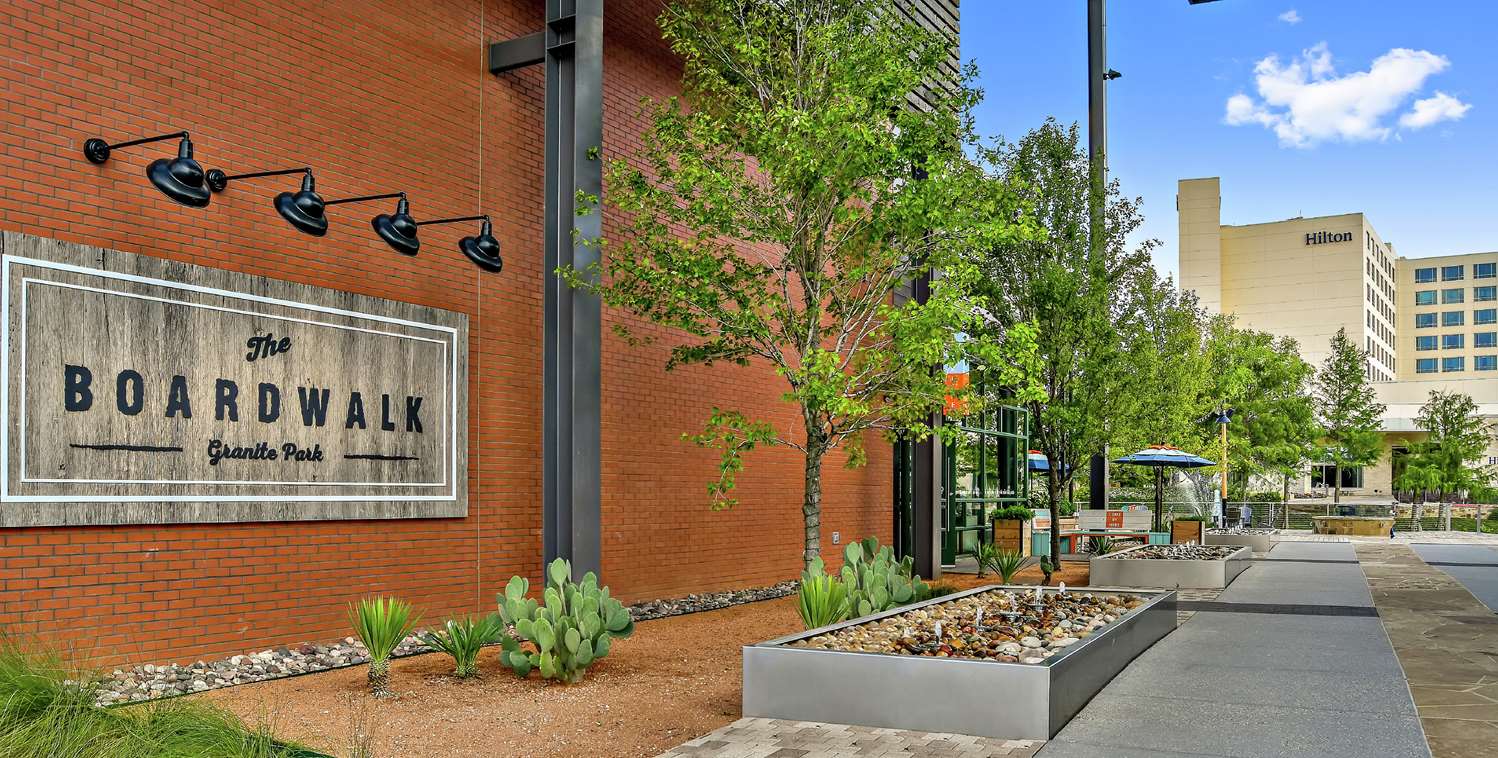 Фото Hilton Dallas/Plano Granite Park