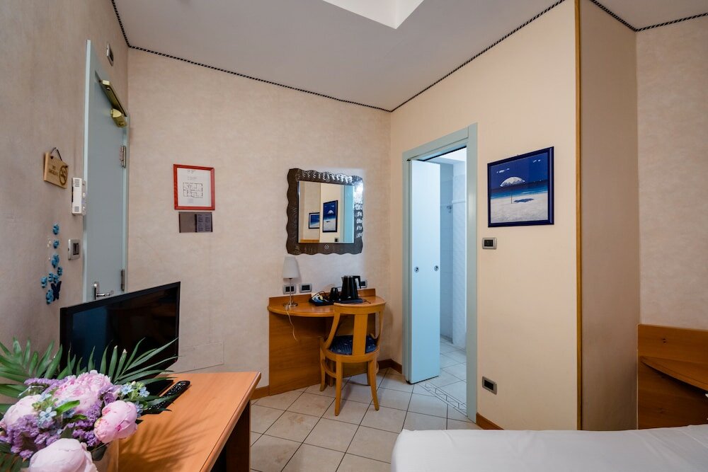 Фото Albergo Centrale Bologna