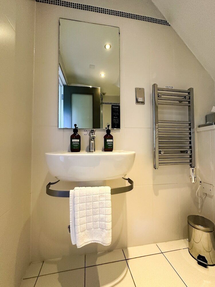 Фото Voco Oxford Spires Hotel